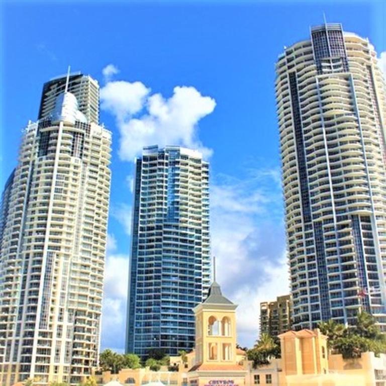 Ferienwohnung Deluxe Chevron Renaissance Gold Coast Exterior foto